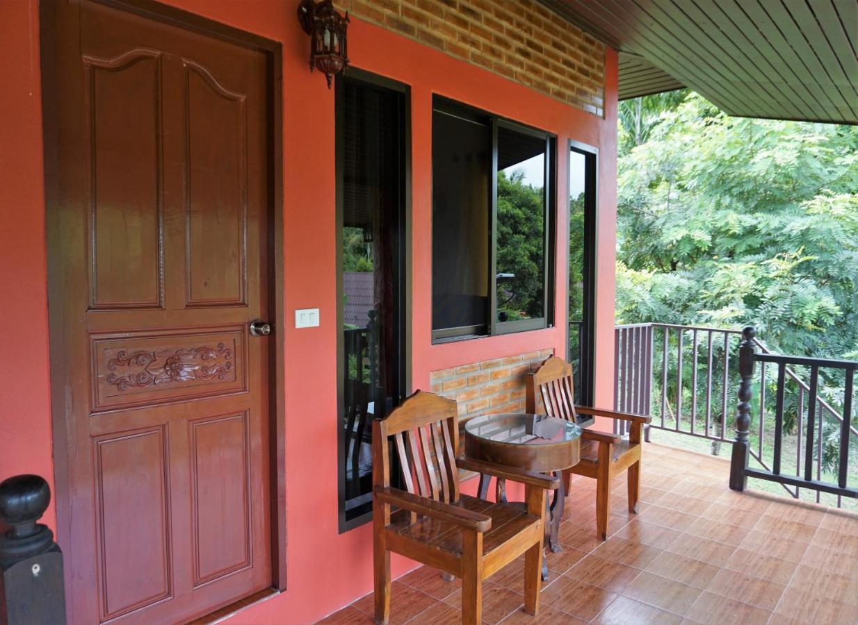 Ban Rai Tin Thai Ngarm Eco Lodge Mae Rim Extérieur photo