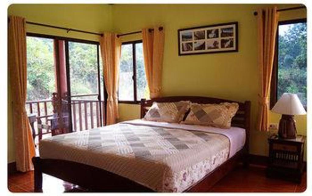 Ban Rai Tin Thai Ngarm Eco Lodge Mae Rim Extérieur photo